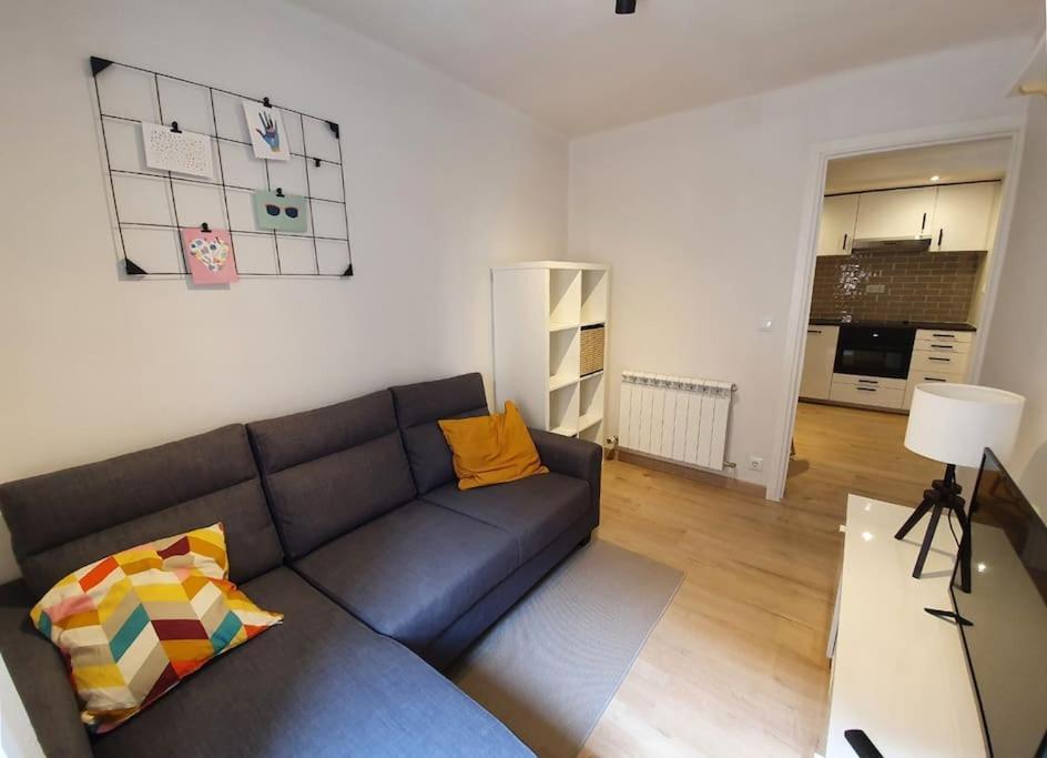 Acogedor Piso En El Centro De Sabinanigo Apartment Ngoại thất bức ảnh