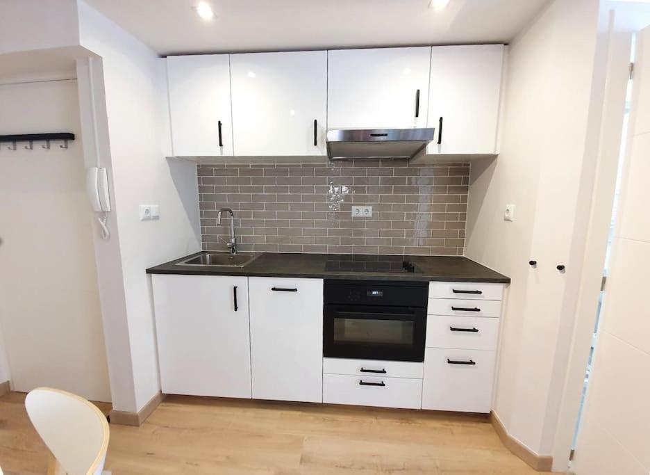 Acogedor Piso En El Centro De Sabinanigo Apartment Ngoại thất bức ảnh