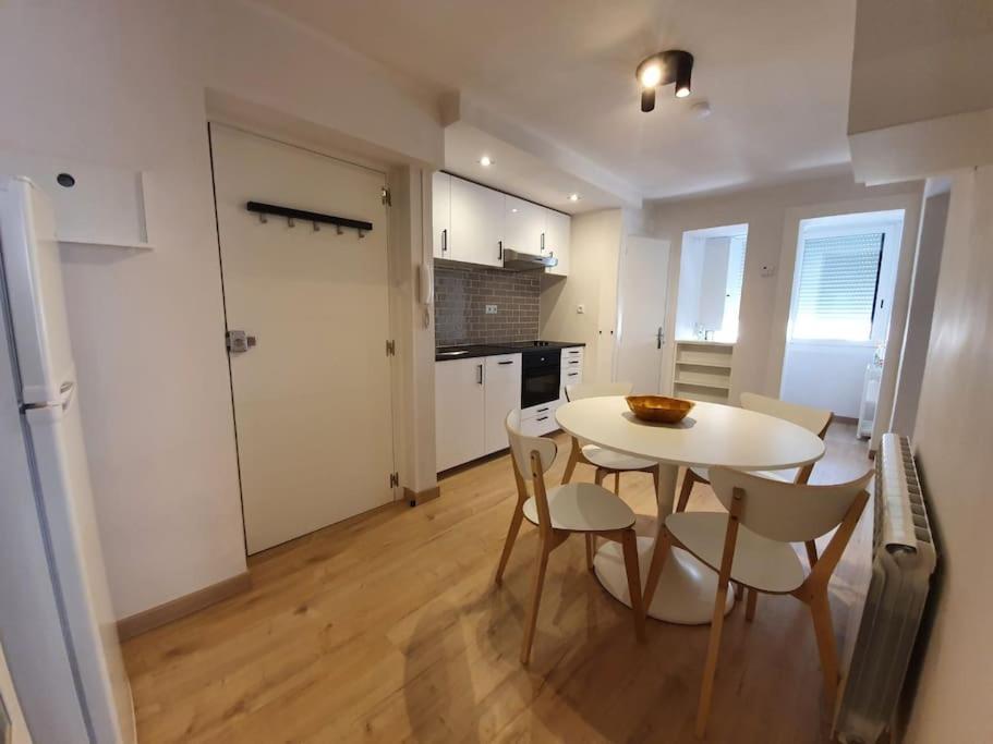 Acogedor Piso En El Centro De Sabinanigo Apartment Ngoại thất bức ảnh